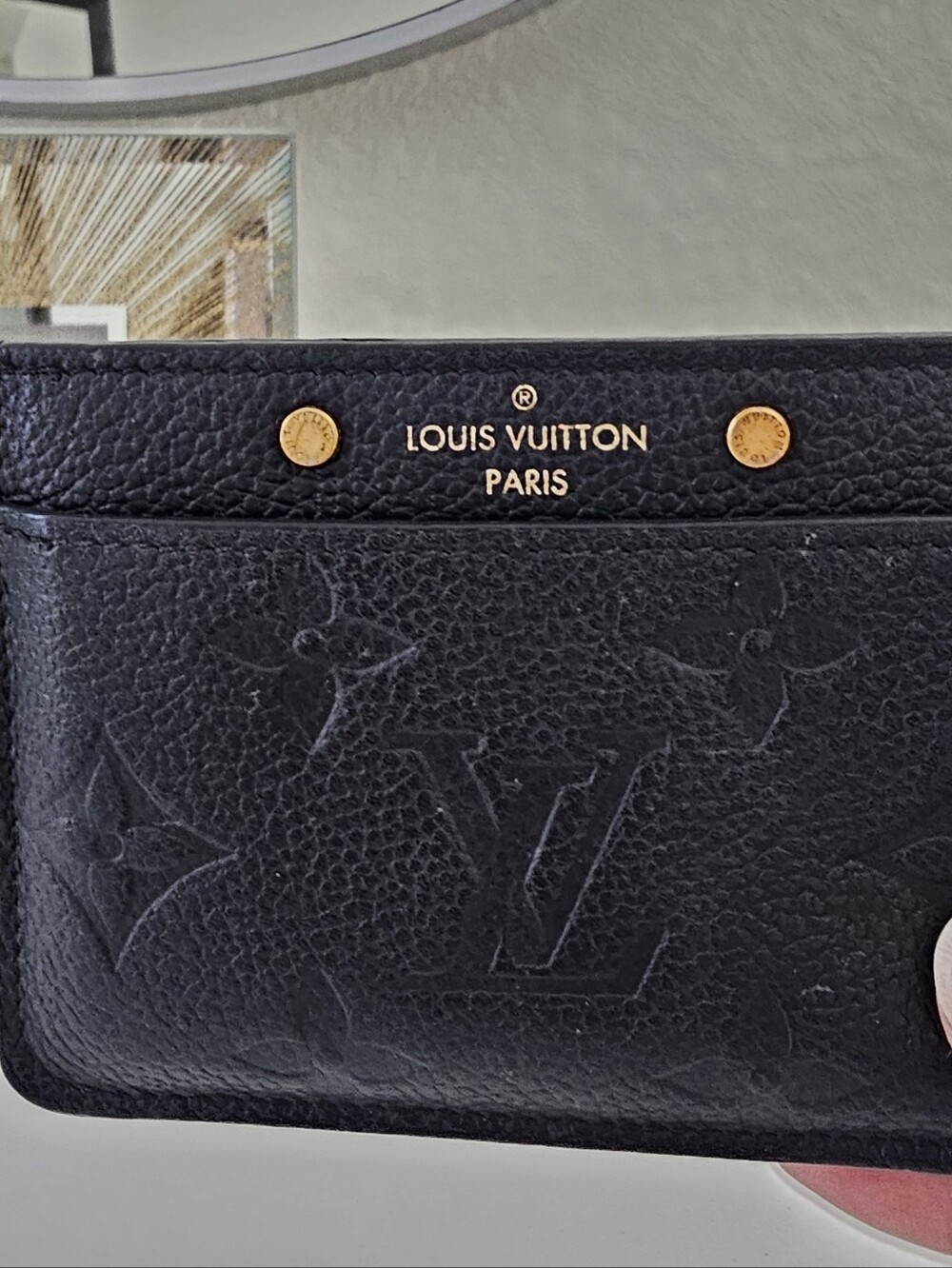 EUC Louis Vuitton Black/Gold Embossed Empreinte Cardholder - Picture 8 of 8
